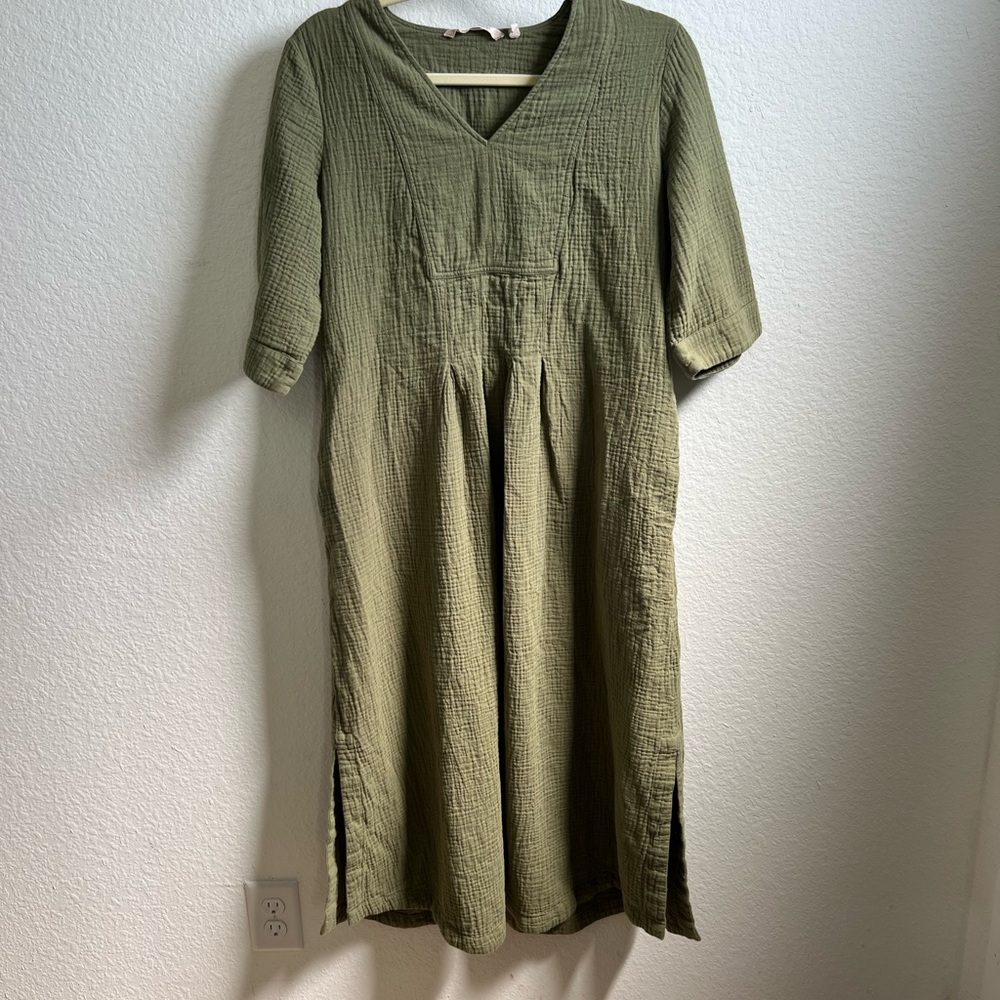 Soft Surroundings Olive Green V-Neck Midi Dress